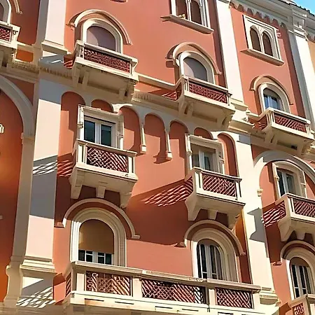 Cconforthotels Host Dolci Risvegli 3* باري