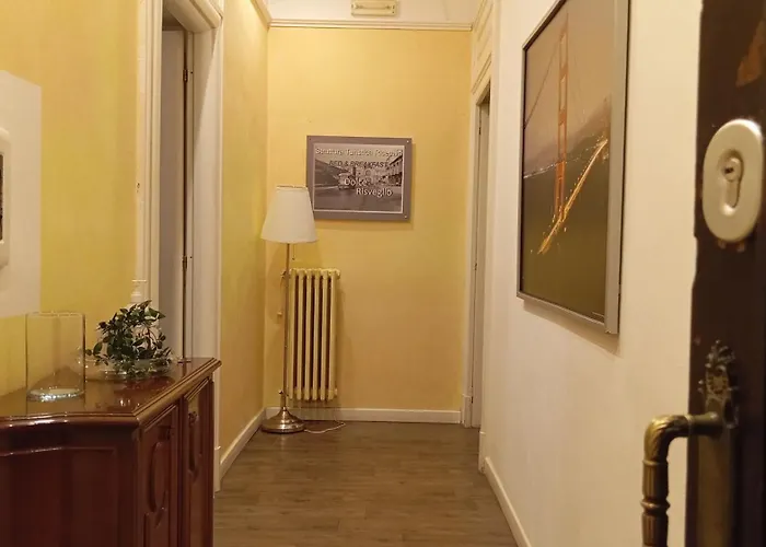 Cconforthotels Host Dolci Risvegli 招待所 3*